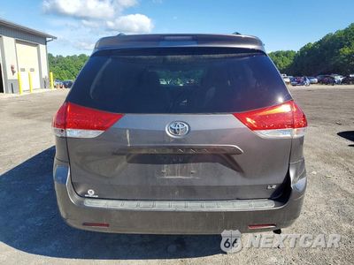 Zdjęcie 6 z 14 samochodu: 2011 TOYOTA SIENNA LE VIN:5TDKK3DC3BS106810 - miniatura