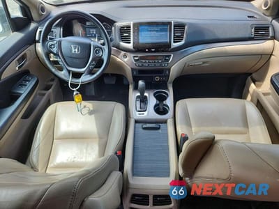 Zdjęcie 8 z 13 samochodu: 2016 HONDA PILOT EXL VIN:5FNYF6H52GB054206 - miniatura