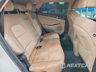 Zdjęcie 10 z 12 samochodu: 2018 HYUNDAI TUCSON SEL VIN:KM8J3CA41JU746025 - miniatura