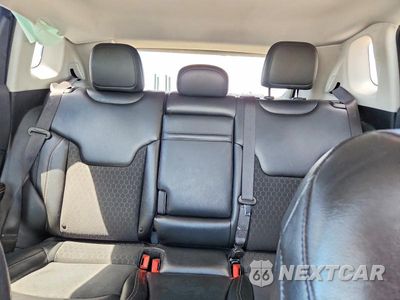 Zdjęcie 10 z 13 samochodu: 2019 JEEP COMPASS LATITUDE VIN:3C4NJCBB9KT616109 - miniatura