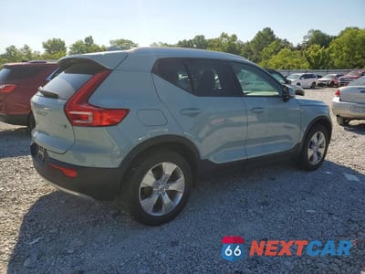 Trzecie zdjęcie samochodu z tyłu: 2019 VOLVO XC40 T5 MOMENTUM VIN:YV4162UK0K2144873 - miniatura