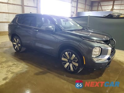 Czwarte zdjęcie samochodu z boku: 2025 MITSUBISHI OUTLANDER SE VIN:JA4J3VA87SZ034667 - miniatura