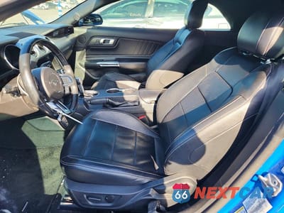 Zdjęcie 7 z 12 samochodu: 2021 FORD MUSTANG VIN:1FATP8UH8M5106184 - miniatura