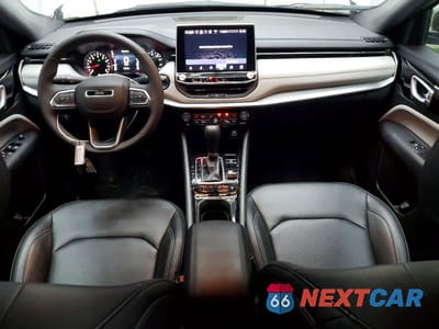 Zdjęcie 8 z 12 samochodu: 2025 JEEP COMPASS LIMITED VIN:3C4NJDCN5ST614405 - miniatura