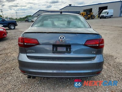 Zdjęcie 6 z 12 samochodu: 2017 VOLKSWAGEN JETTA SPORT VIN:3VWD17AJ0HM388710 - miniatura