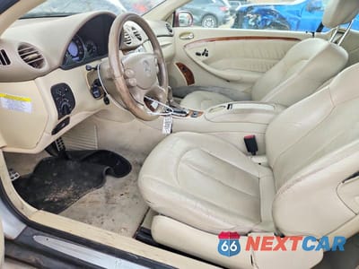 Zdjęcie 7 z 12 samochodu: 2007 MERCEDES-BENZ CLK 350 VIN:WDBTK56F17T077838 - miniatura
