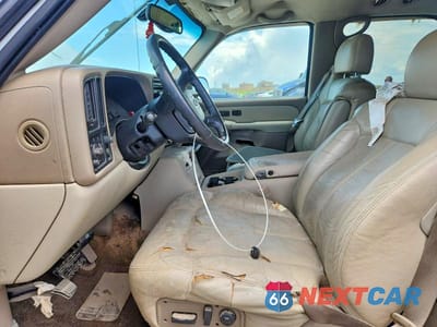 Zdjęcie 7 z 13 samochodu: 2002 CHEVROLET TAHOE C1500 VIN:1GNEC13Z82R325160 - miniatura