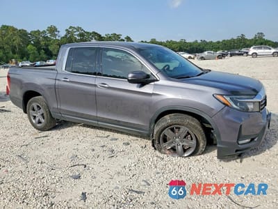 Czwarte zdjęcie samochodu z boku: 2021 HONDA RIDGELINE RTL VIN:5FPYK3F76MB005575 - miniatura