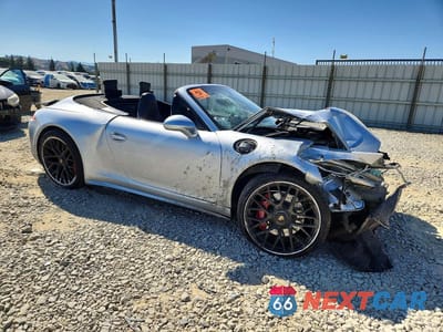 Czwarte zdjęcie samochodu z boku: 2015 PORSCHE 911 CARRERA S VIN:WP0CB2A92FS154500 - miniatura