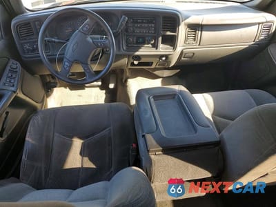 Zdjęcie 8 z 12 samochodu: 2004 CHEVROLET SILVERADO C1500 VIN:2GCEC13T141430381 - miniatura
