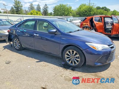 Czwarte zdjęcie samochodu z boku: 2015 TOYOTA CAMRY HYBRID XLE VIN:4T1BD1FK0FU150294 - miniatura