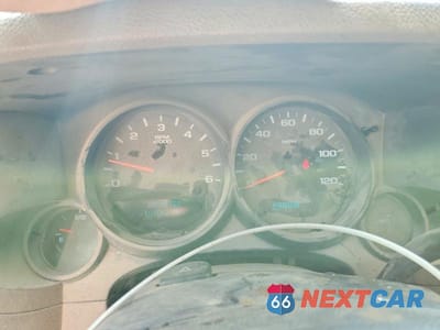 Zdjęcie 9 z 12 samochodu: 2011 CHEVROLET SILVERADO K1500 VIN:1GCNKPE04BZ358993 - miniatura