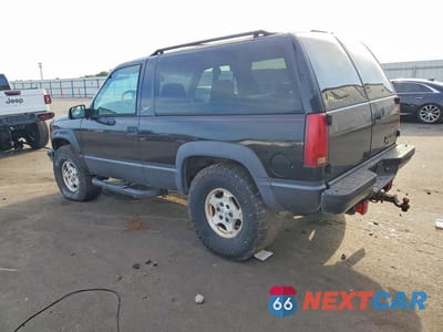 Drugie zdjęcie samochodu z przodu: 1998 CHEVROLET TAHOE K1500 VIN:3GNEK18R0WG124791 - miniatura