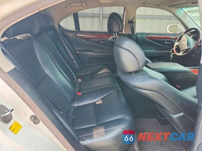 Zdjęcie 10 z 12 samochodu: 2011 LEXUS LS 460 VIN:JTHBL5EF3B5103492 - miniatura