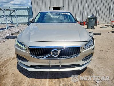 Piąte zdjęcie samochodu w środku: 2018 VOLVO S90 T5 MOMENTUM VIN:LVY982MK1JP032917 - miniatura