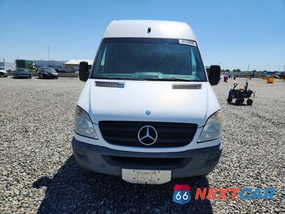 Piąte zdjęcie samochodu w środku: 2012 MERCEDES-BENZ SPRINTER 3500 VIN:WD3PF1CC8C5685973 - miniatura
