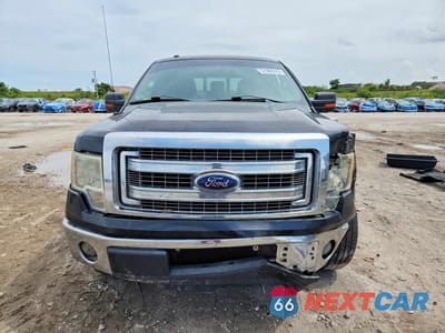 Piąte zdjęcie samochodu w środku: 2013 FORD F150 SUPERCREW VIN:1FTFW1CT2DFD31220 - miniatura