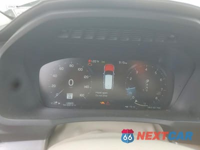 Zdjęcie 9 z 13 samochodu: 2016 VOLVO XC90 T6 VIN:YV4A22PK1G1027985 - miniatura