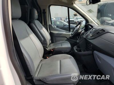 Zdjęcie 11 z 13 samochodu: 2018 FORD TRANSIT T-150 DELIVERY VAN VIN:1FTYE1ZM2JKA22622 - miniatura