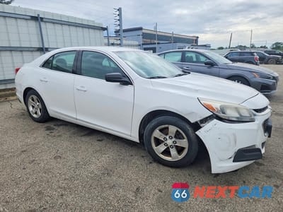 Czwarte zdjęcie samochodu z boku: 2015 CHEVROLET MALIBU LS VIN:1G11A5SL8FU132617 - miniatura