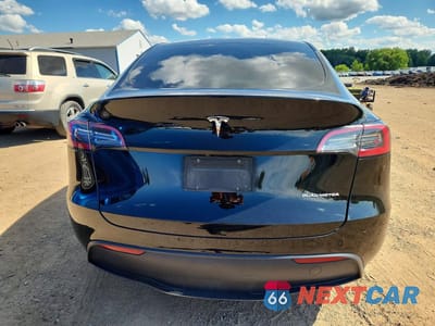 Zdjęcie 6 z 12 samochodu: 2023 TESLA MODEL Y VIN:7SAYGDEE3PA026064 - miniatura