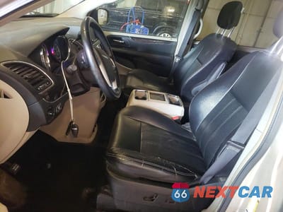 Zdjęcie 7 z 13 samochodu: 2015 CHRYSLER TOWN & COUNTRY TOURING L VIN:2C4RC1CG0FR547491 - miniatura