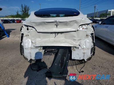 Zdjęcie 6 z 12 samochodu: 2022 TESLA MODEL Y VIN:7SAYGAEE8NF390270 - miniatura
