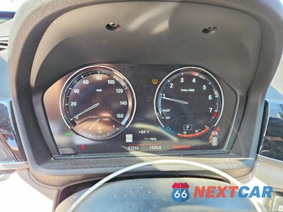 Zdjęcie 9 z 13 samochodu: 2019 BMW X1 SDRIVE28I VIN:WBXHU7C5XK3H44638 - miniatura