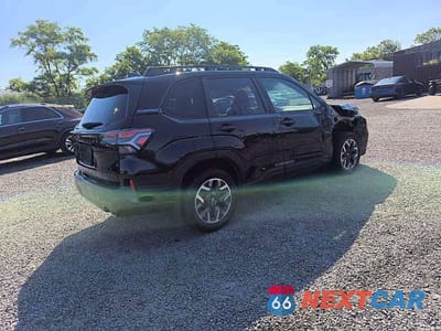 Czwarte zdjęcie samochodu z boku: 2025 SUBARU FORESTER PREMIUM VIN:JF2SLDDC4SH542199 - miniatura