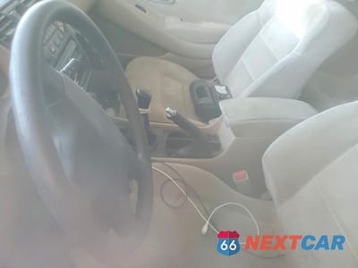 Zdjęcie 8 z 12 samochodu: 1999 HONDA ACCORD EX VIN:1HGCG315XXA011923 - miniatura