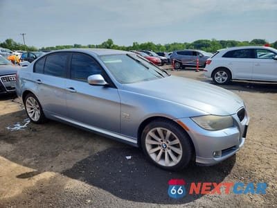 Czwarte zdjęcie samochodu z boku: 2011 BMW 328 XI SULEV VIN:WBAPK5C56BA994368 - miniatura
