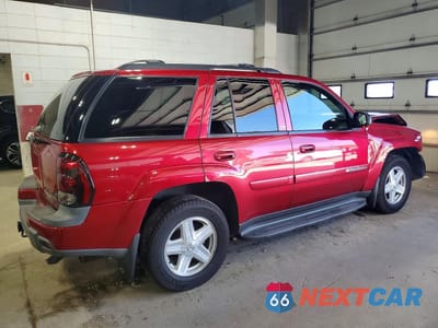 Trzecie zdjęcie samochodu z tyłu: 2002 CHEVROLET TRAILBLAZER VIN:1GNDT13S022172698 - miniatura