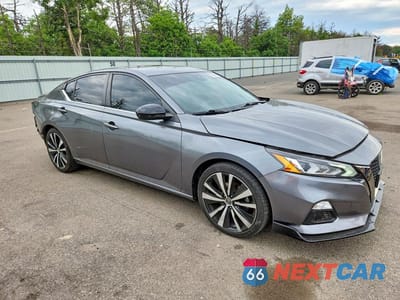 Czwarte zdjęcie samochodu z boku: 2022 NISSAN ALTIMA SR VIN:1N4BL4CV9NN402551 - miniatura