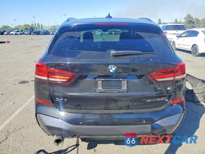 Zdjęcie 6 z 12 samochodu: 2021 BMW X1 XDRIVE28I VIN:WBXJG9C03M5U00601 - miniatura