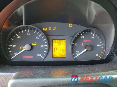 Zdjęcie 9 z 14 samochodu: 2014 MERCEDES-BENZ SPRINTER 3500 VIN:WDAPF4DCXE9574264 - miniatura