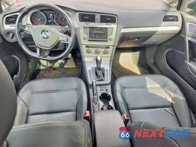 Zdjęcie 8 z 12 samochodu: 2017 VOLKSWAGEN GOLF S VIN:3VW217AU6HM002972 - miniatura