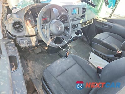 Zdjęcie 8 z 13 samochodu: 2023 MERCEDES-BENZ SPRINTER 2500 VIN:W1Y40BHY8PT130877 - miniatura