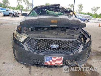 Piąte zdjęcie samochodu w środku: 2017 FORD TAURUS POLICE INTERCEPTOR VIN:1FAHP2L81HG115369 - miniatura