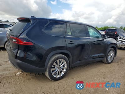 Trzecie zdjęcie samochodu z tyłu: 2025 TOYOTA GRAND HIGHLANDER PLATINUM VIN:5TDAAAB52SS104067 - miniatura