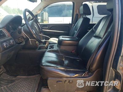 Zdjęcie 7 z 12 samochodu: 2007 CHEVROLET SILVERADO K2500 HEAVY DUTY VIN:1GCHK23617F533586 - miniatura