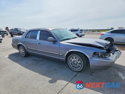 Czwarte zdjęcie samochodu z boku: 2006 MERCURY GRAND MARQUIS GS VIN:2MEFM74V96X610811 - miniatura