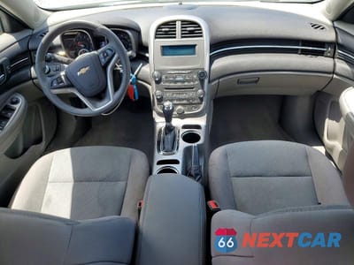 Zdjęcie 8 z 12 samochodu: 2015 CHEVROLET MALIBU LS VIN:1G11B5SL5FF299180 - miniatura
