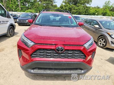 Piąte zdjęcie samochodu w środku: 2025 TOYOTA RAV4 XLE VIN:2T3P1RFV2SW586895 - miniatura