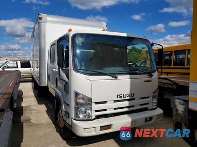 Czwarte zdjęcie samochodu z boku: 2015 ISUZU NPR HD BOX TRUCK VIN:54DC4J1B1FS802475 - miniatura