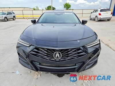 Piąte zdjęcie samochodu w środku: 2024 ACURA TLX TECHNOLOGY VIN:19UUB5F46RA000421 - miniatura