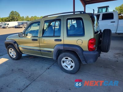 Drugie zdjęcie samochodu z przodu: 2003 JEEP LIBERTY SPORT VIN:1J4GL48K93W583232 - miniatura
