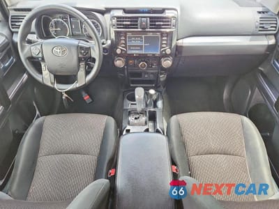 Zdjęcie 8 z 13 samochodu: 2024 TOYOTA 4RUNNER TRD OFF-ROAD VIN:JTEPU5JR4R6242955 - miniatura