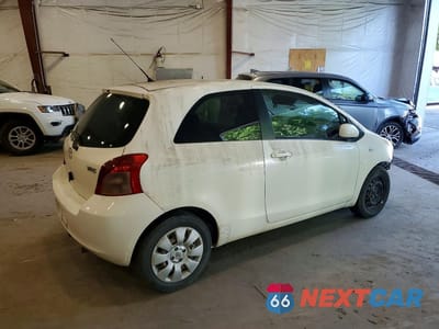 Trzecie zdjęcie samochodu z tyłu: 2007 TOYOTA YARIS BASE VIN:JTDJT923X75054748 - miniatura