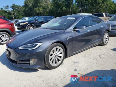 2017 TESLA MODEL S 5YJSA1E21HF232447 - główne zdjęcie licytacji z USA - miniatura