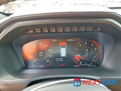 Zdjęcie 9 z 13 samochodu: 2017 VOLVO XC90 T6 VIN:YV4A22PL9H1150055 - miniatura